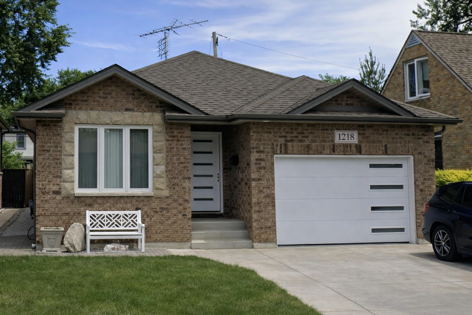 1218 Fairview Blvd
